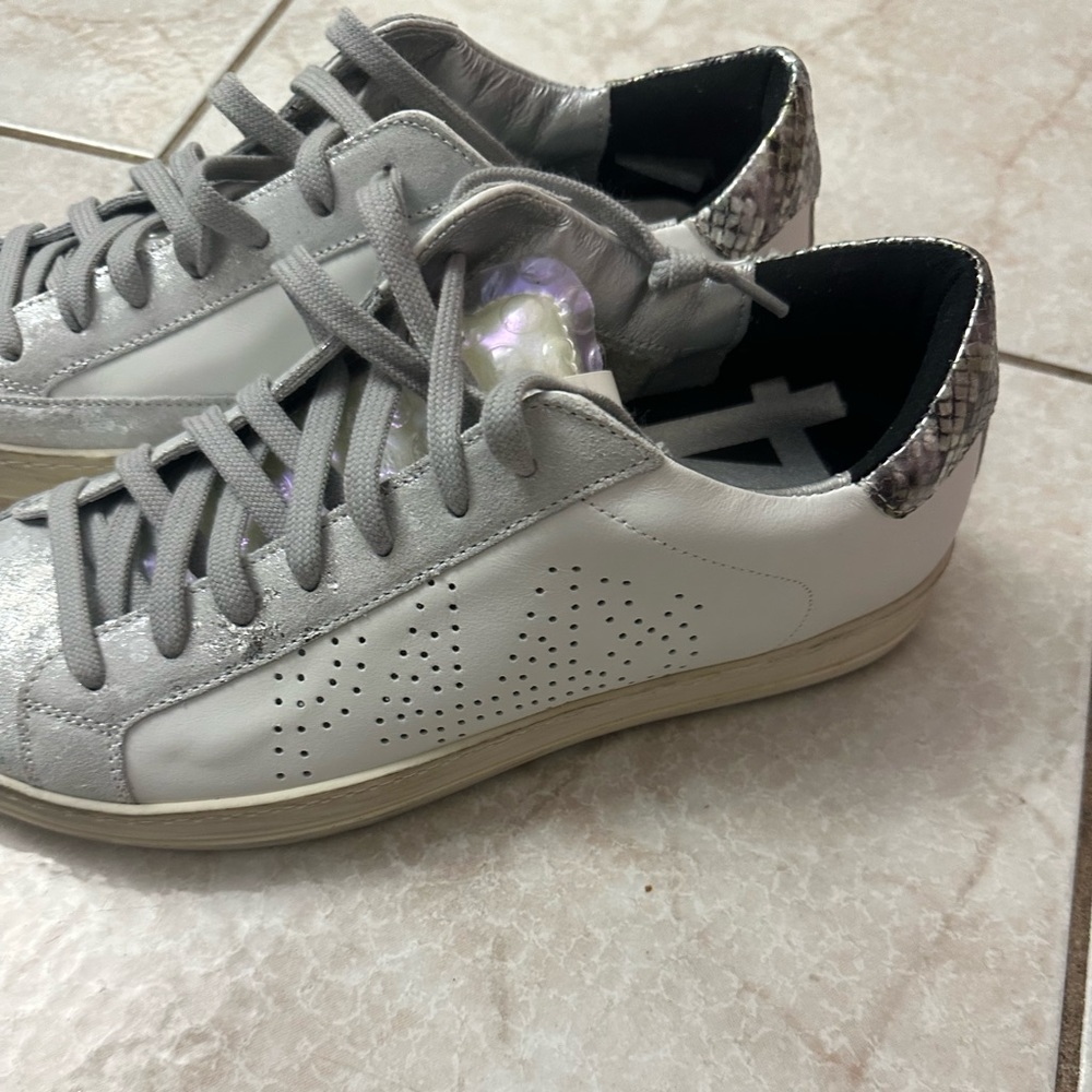 P448 Women’s Size 38